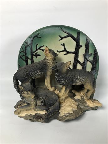 Ceramic Wolf Scene