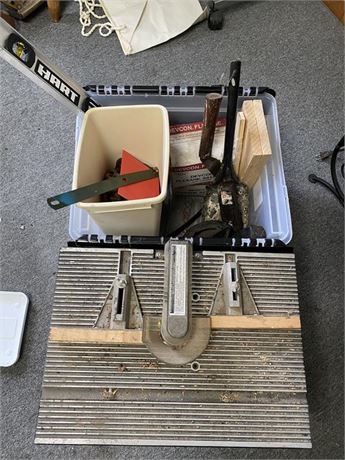 Router Table and Tools