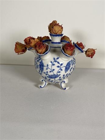 "Blue in Bloom" Tulipiere Vase