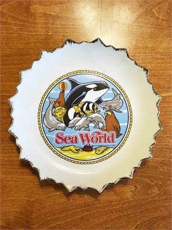 1982 Sea World Plate