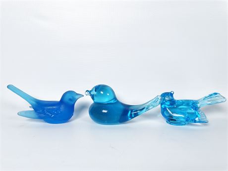 Blue Glass Bird Trio - Lot 1