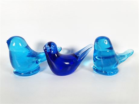 Blue Glass Bird Trio - Lot 2