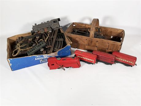 Marx Train Cars with Track - Lot 2